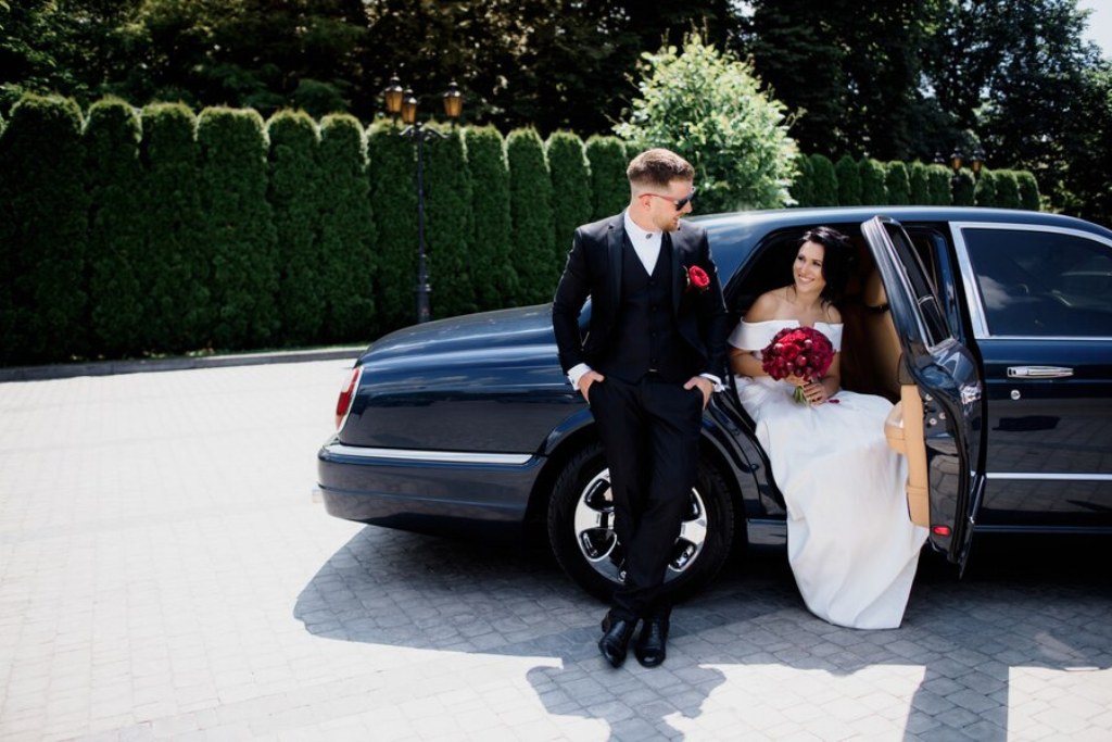 wedding luxury car